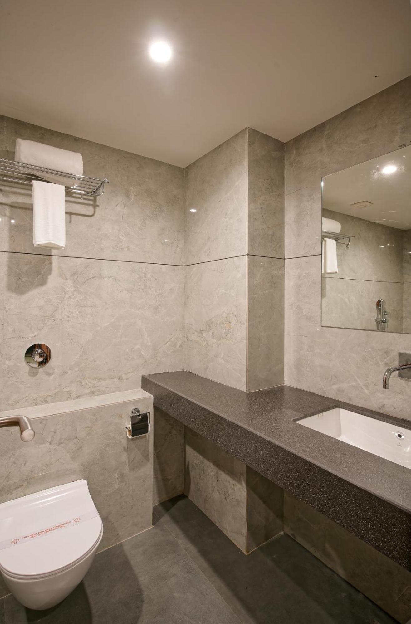 Plenteous Inn Ahmadábád Exteriér fotografie